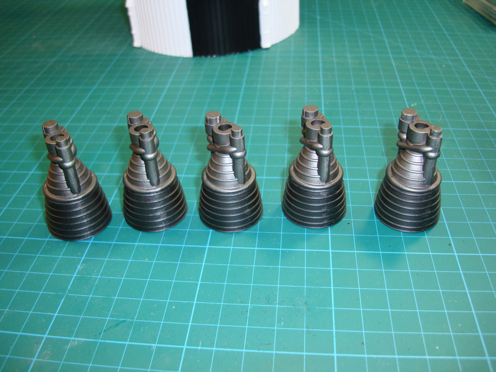 DML 1/72 Saturn V Build Image 11