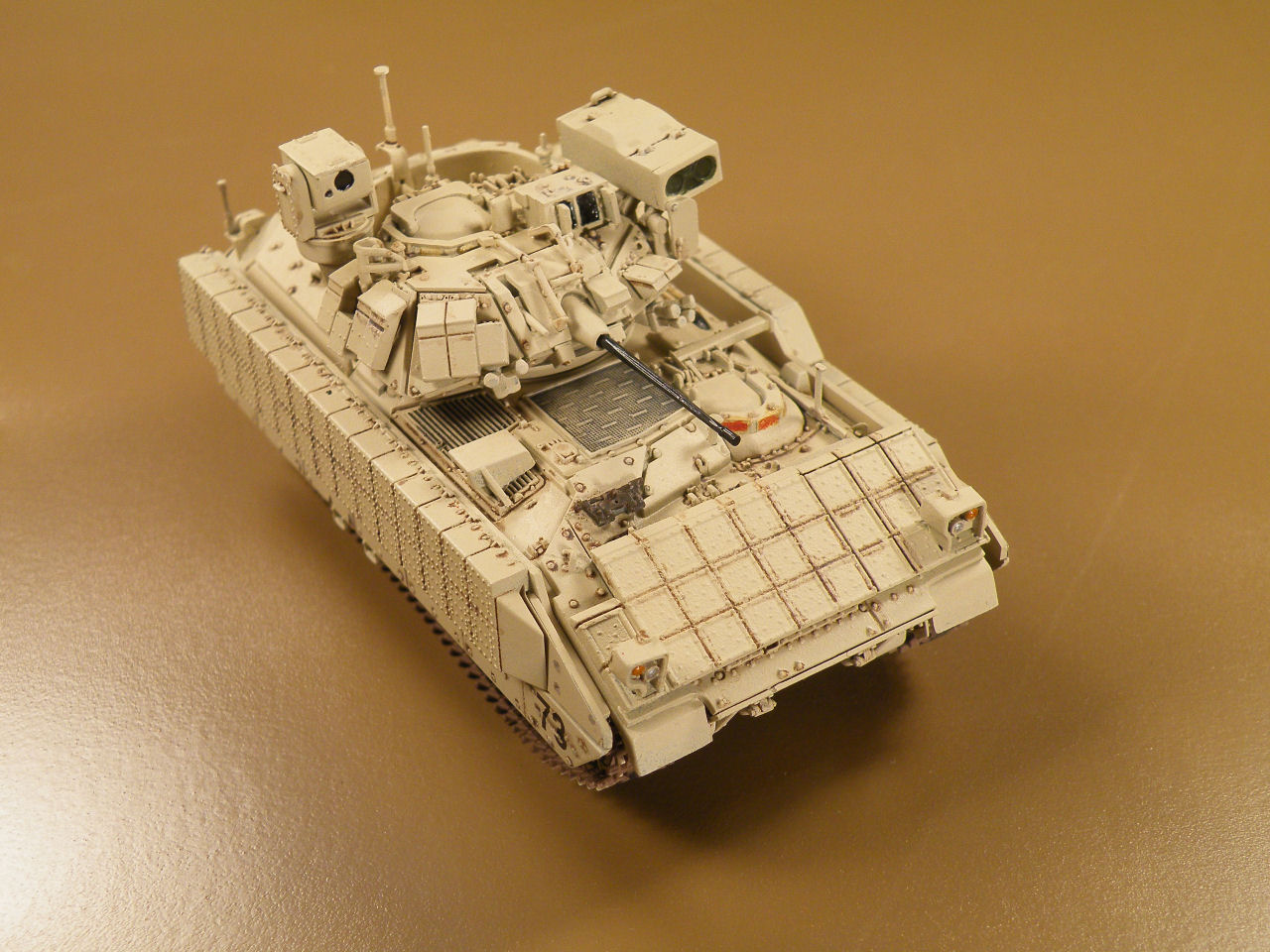 M2A3 Bradley Build Image 11