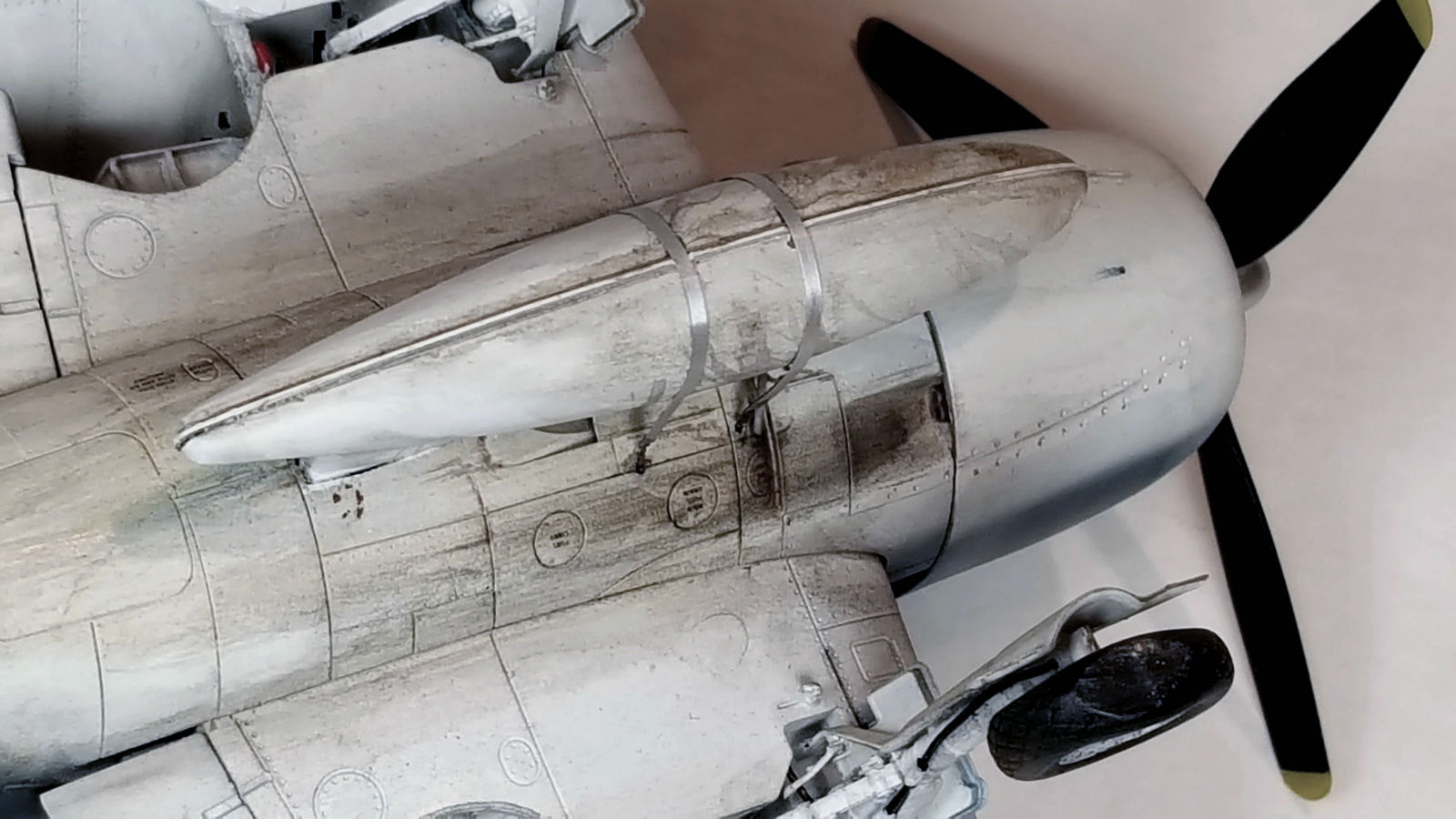 Eduard 8221 1/48 F6F-5 Hellcat (Early) Build Image 10