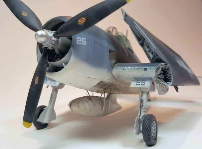 F6F-3 Hellcat Modified to Early F6F-5 Kit