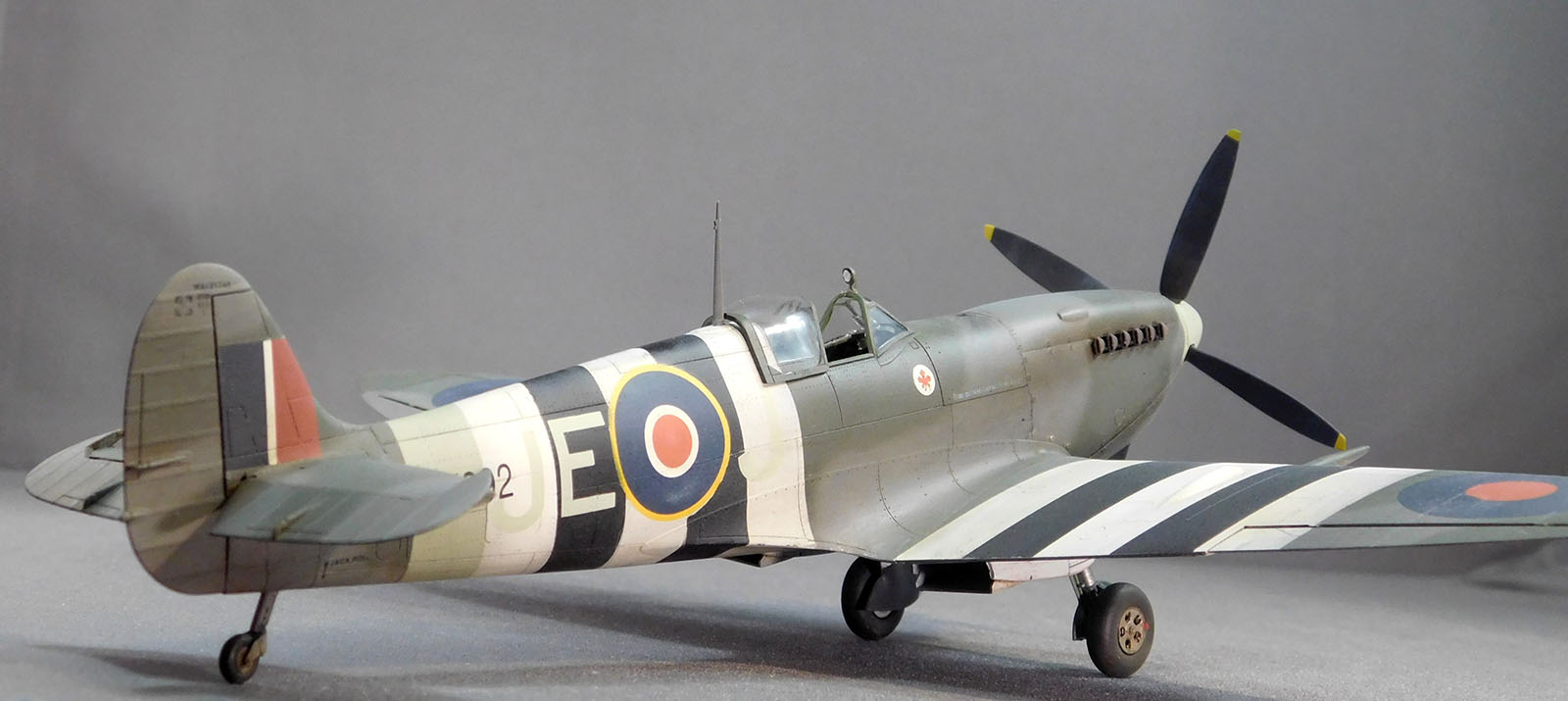 Eduard 8281 1/48 Spitfire Mk.IXc (Late) Build Image 12