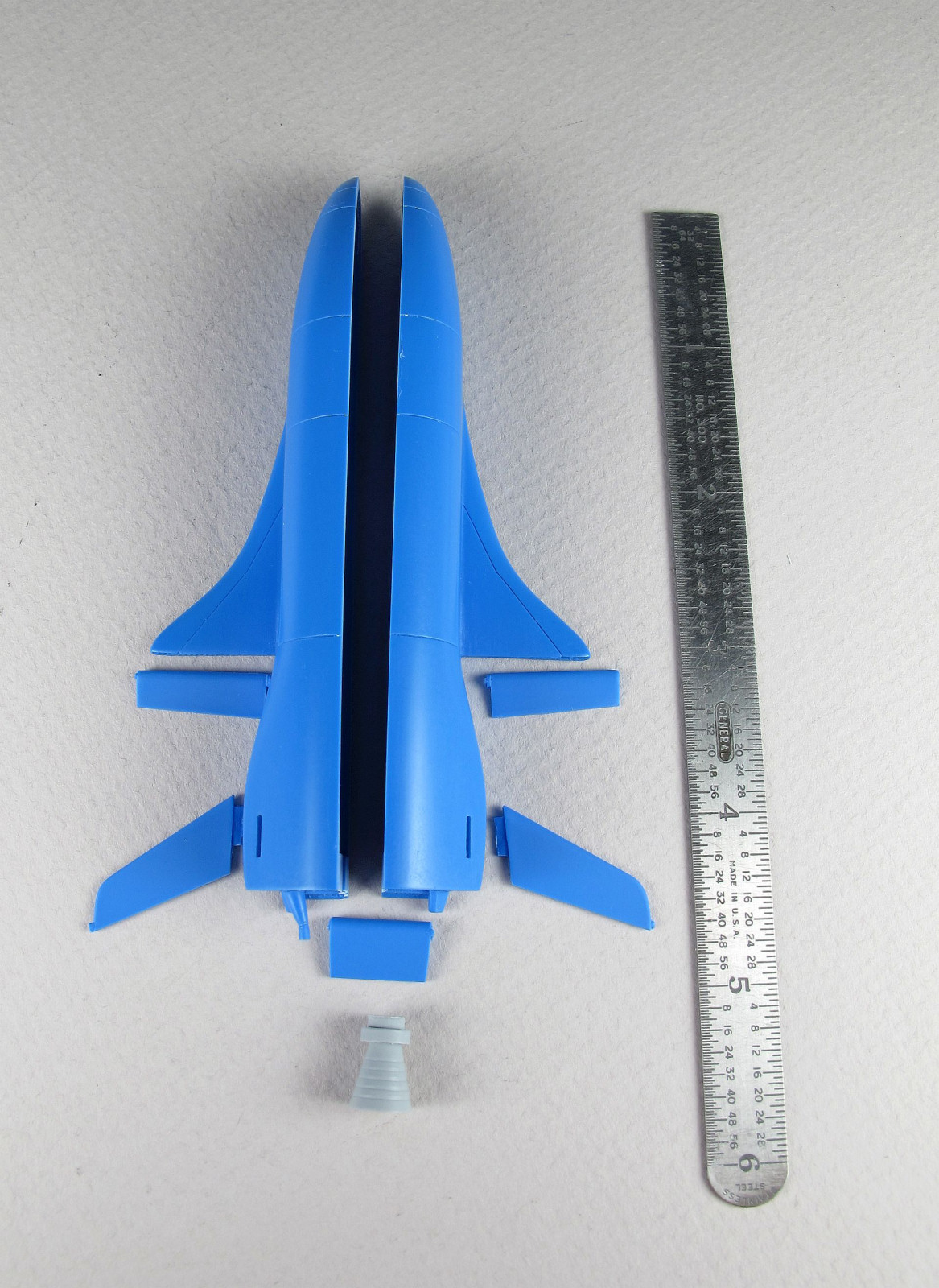Fantastic Plastic 1/72 X-37B Quick Build Image 01