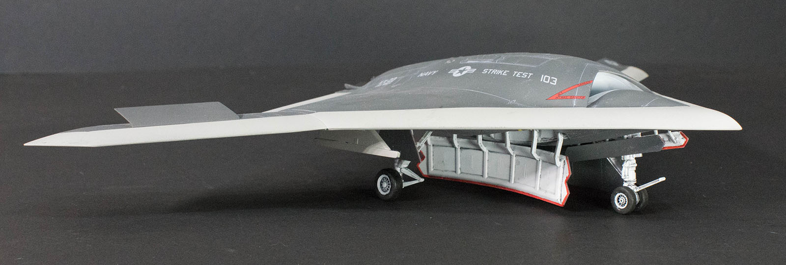 Freedom Models 18001 1/48 MQ-47 (X-47B) Build Image 14