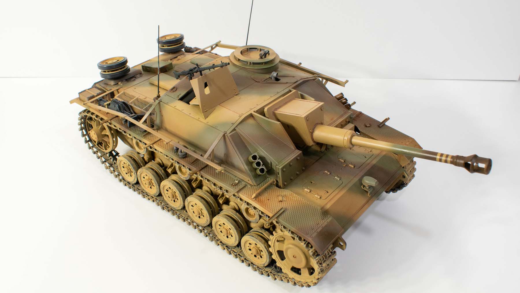 Gallery Models 1/16 StuG III Ausf.G Build Image