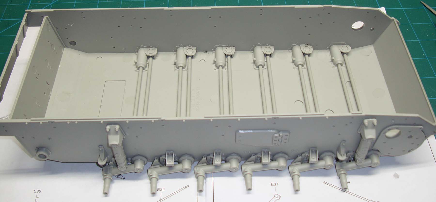 Gallery Models 1/16 Panzer III Ausf.J Build Image