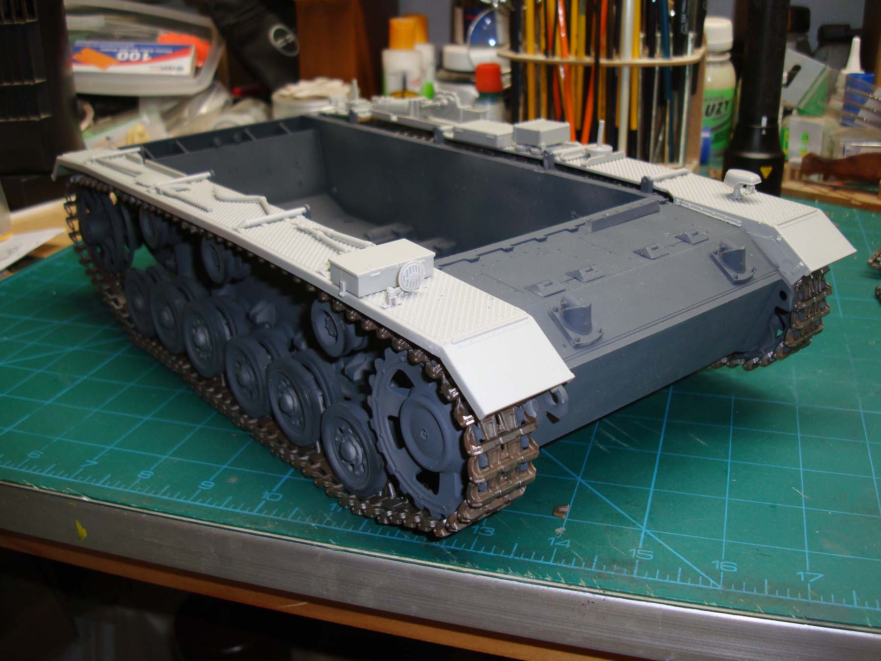 Gallery Models 1/16 Panzer III Ausf.J Build Image