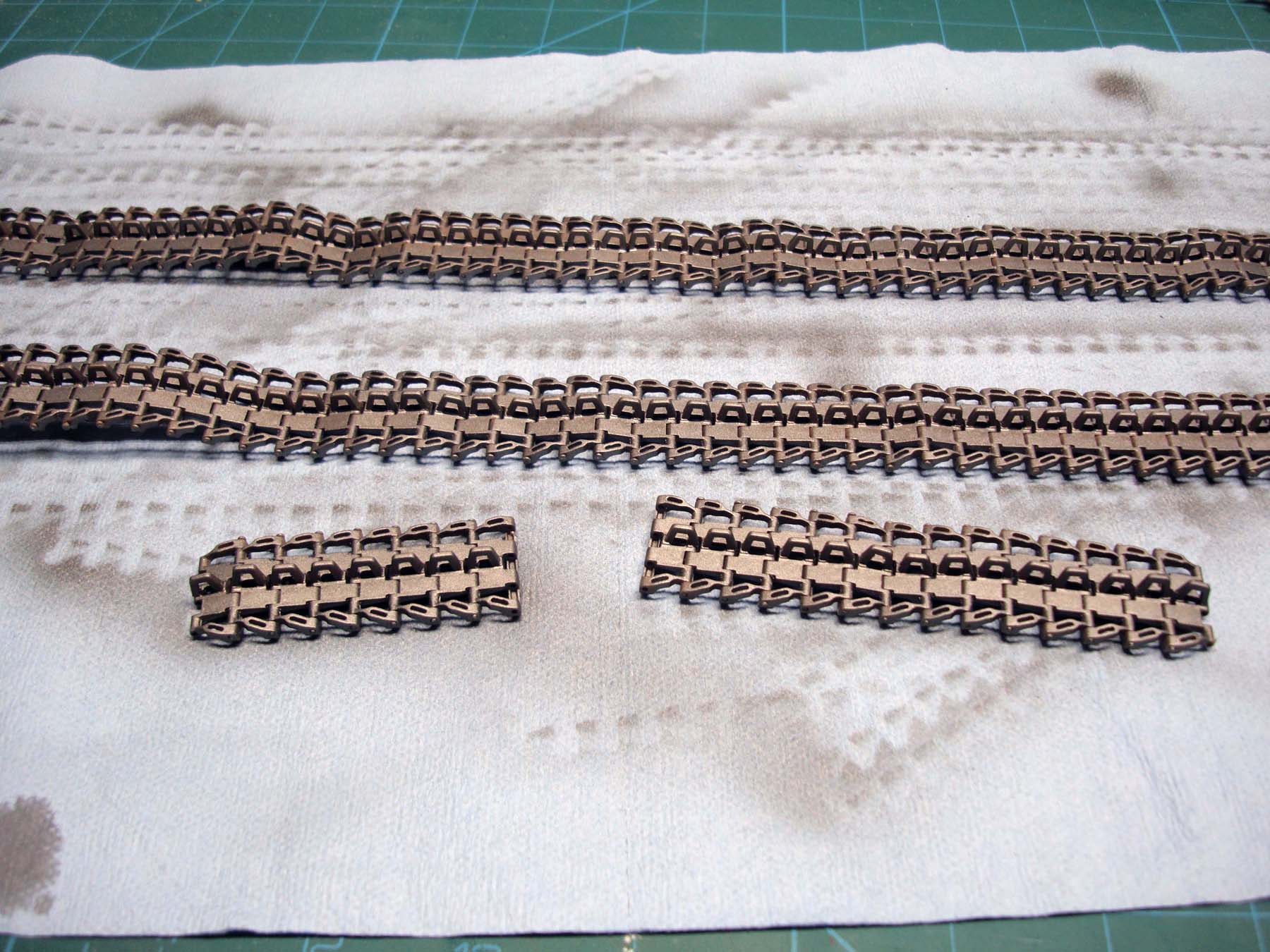 Gallery Models 1/16 Panzer III Ausf.J Build Image