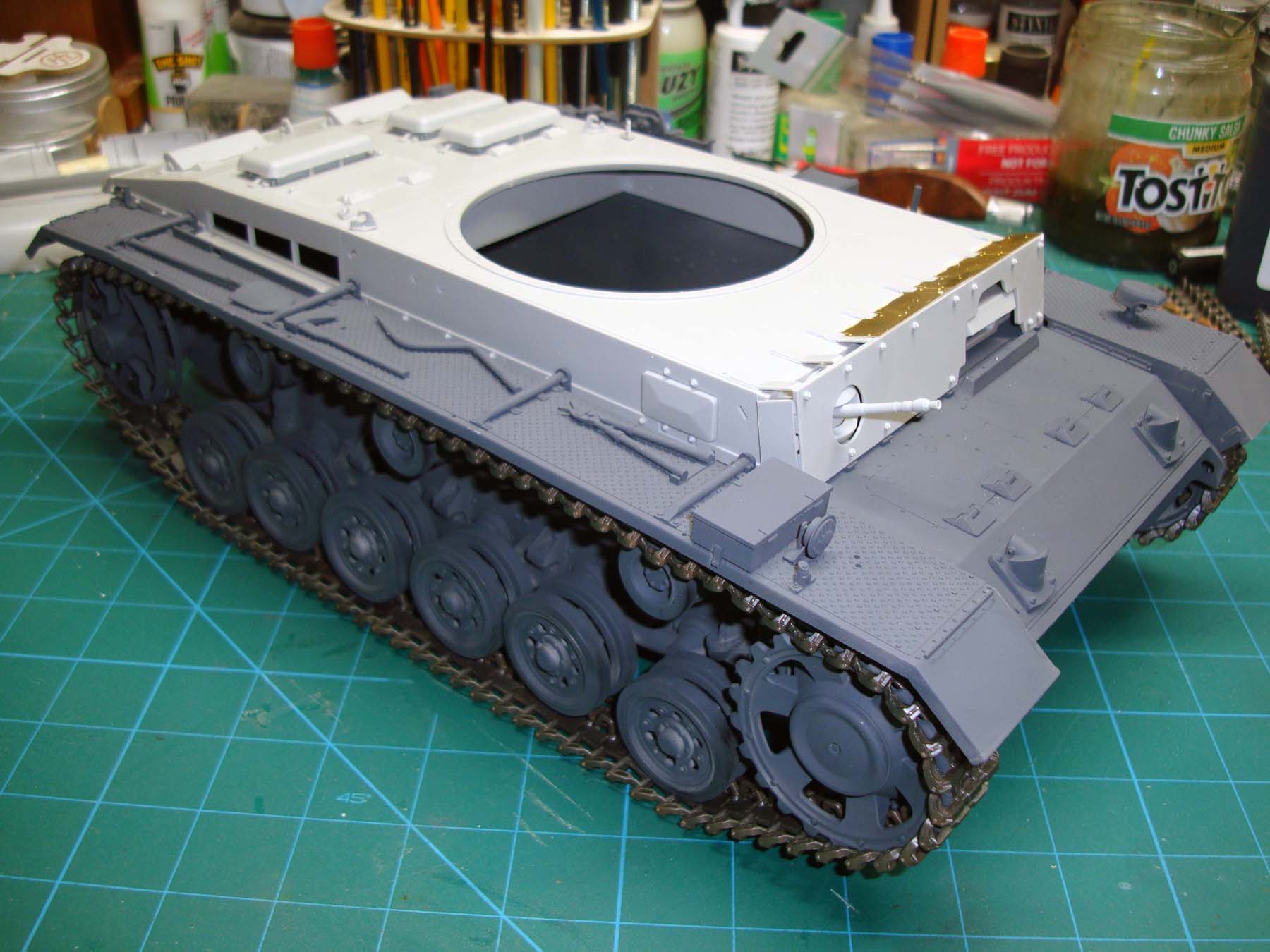 Gallery Models 1/16 Panzer III Ausf.J Build Image