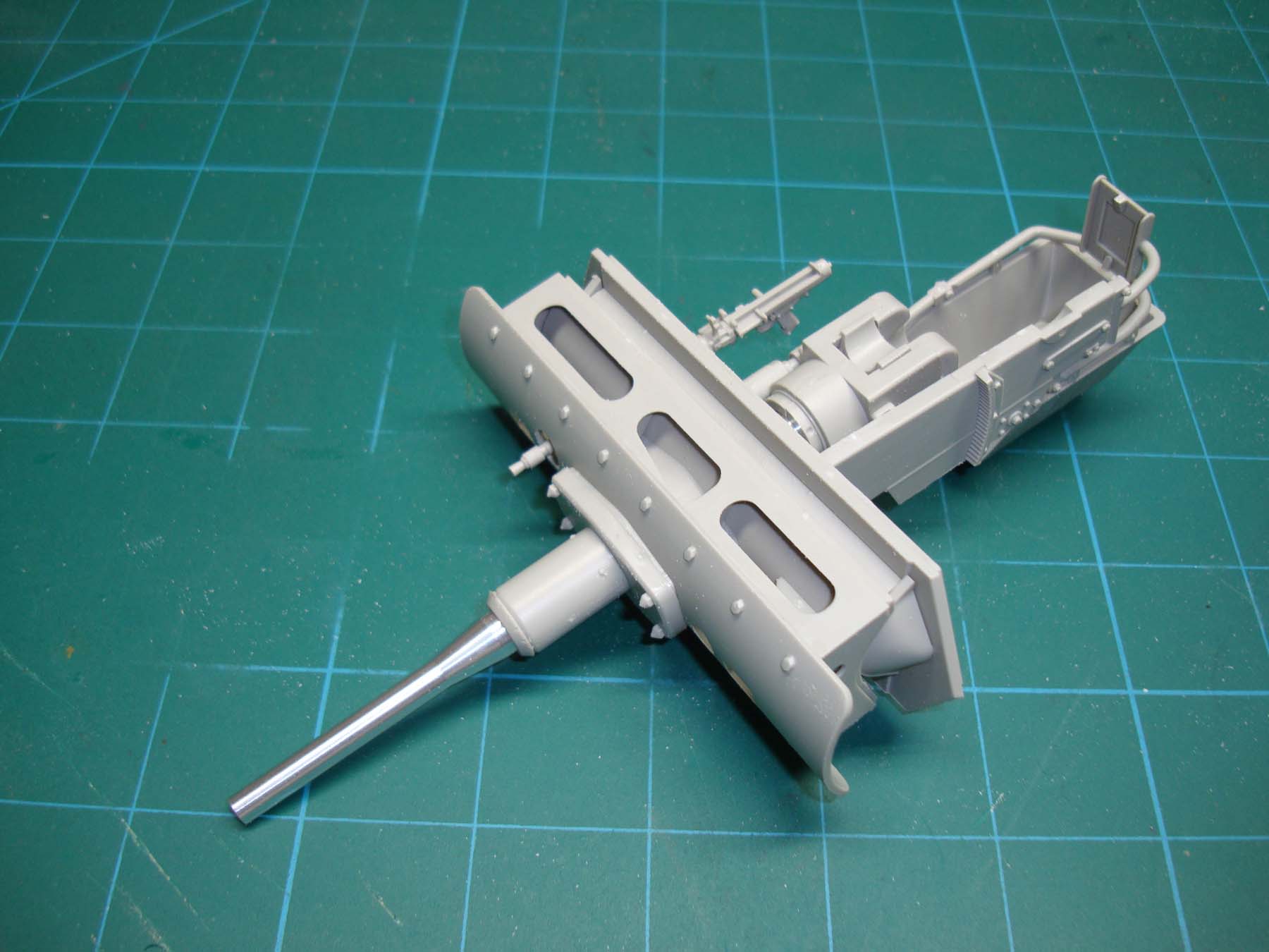 Gallery Models 1/16 Panzer III Ausf.J Build Image