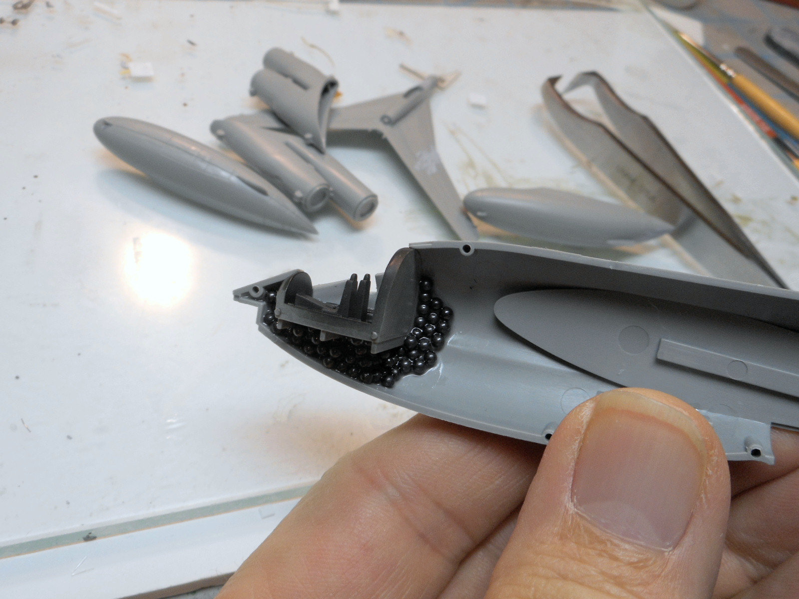 Great Wall Hobbies 1/144 Victor B.2 Build Image 03
