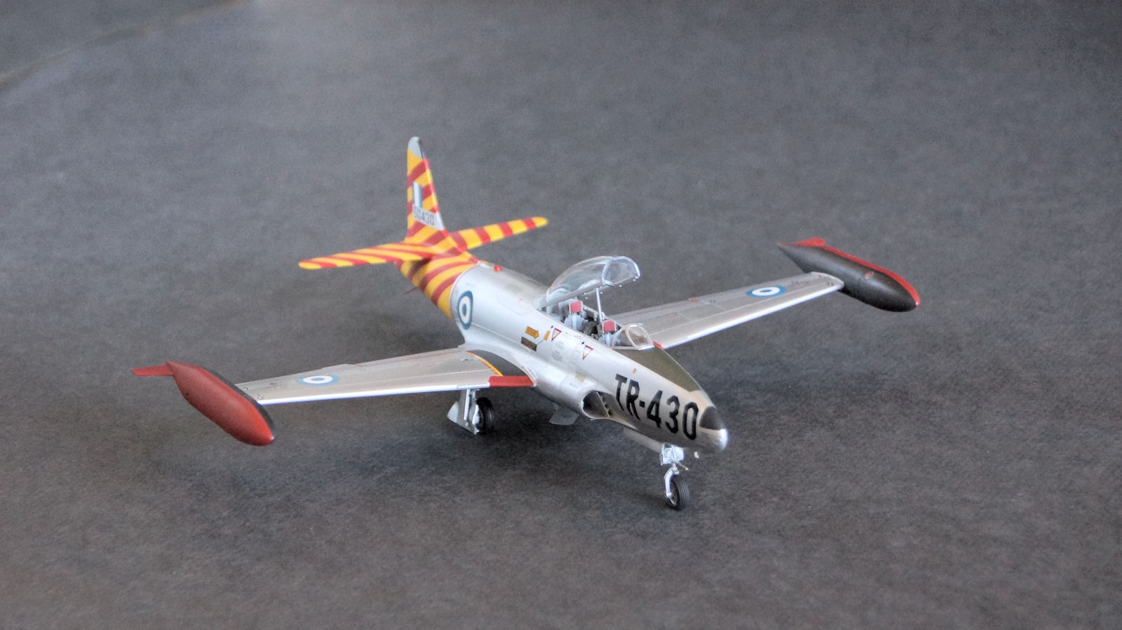 Great Wall Hobbies 1/48 T-33A Shooting Star Build Image 26