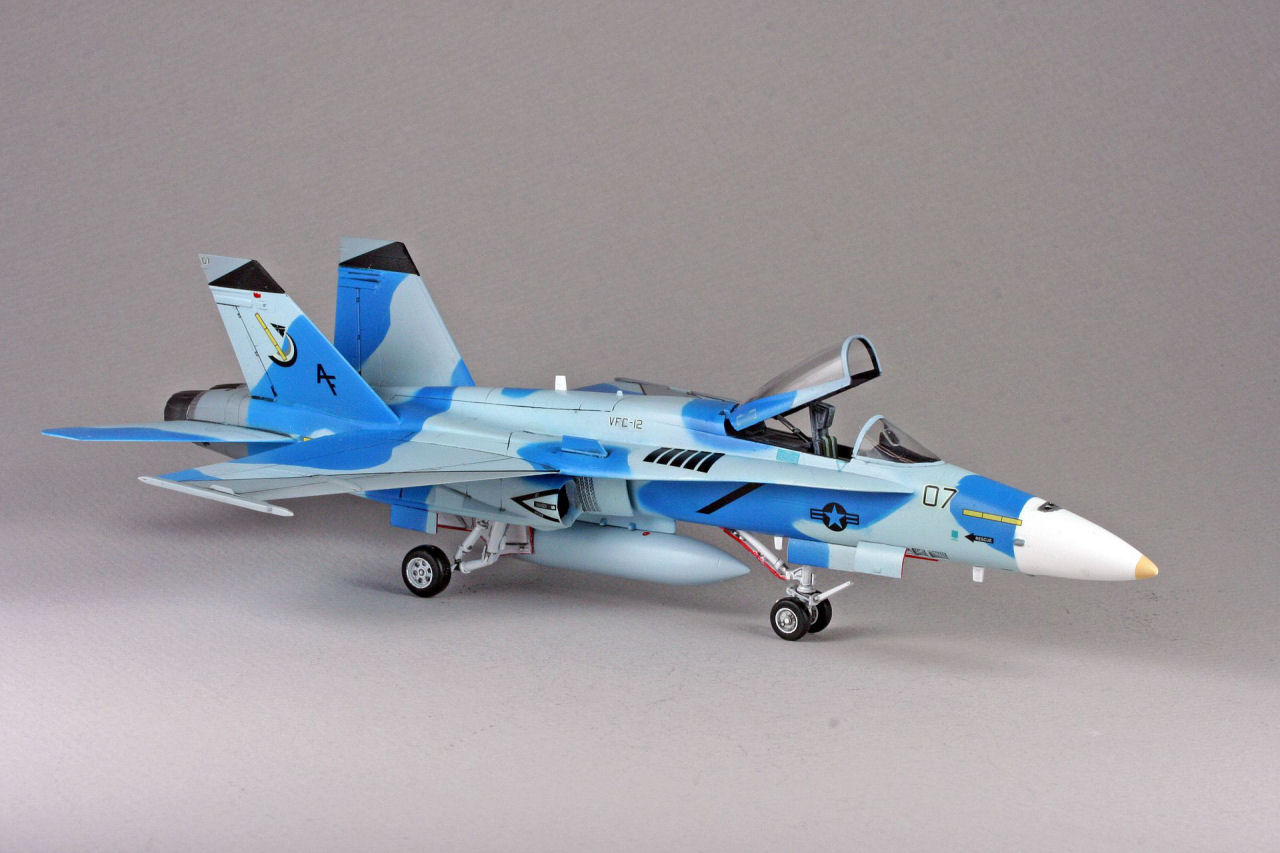 Hasegawa 1/72 F/A-18A Hornet 'Adversary' Build Review Image 08