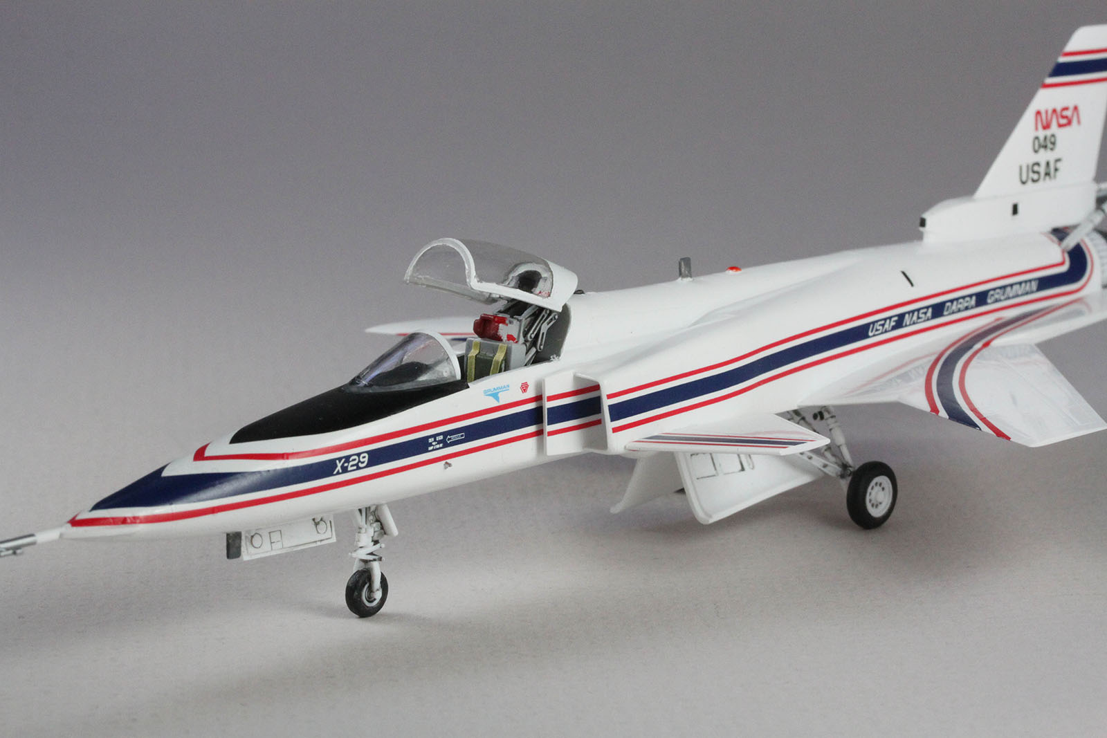 Hasegawa 1/72 X-29 Build Review Image 02