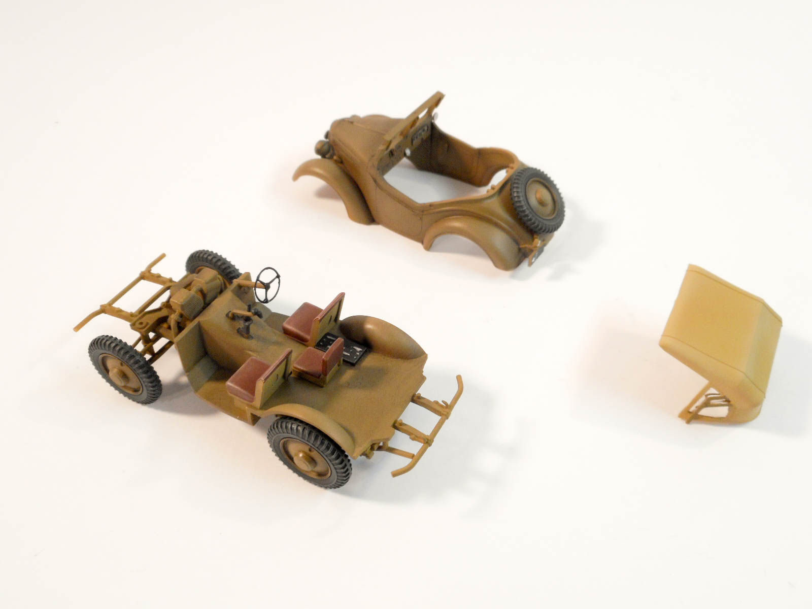Hasegawa 07404 1/48 Ki-61-I Tei Type 3 Hien (Tony) and Type 95 Small Sedan Kurogane 244th Flight Regiment Build Review Image