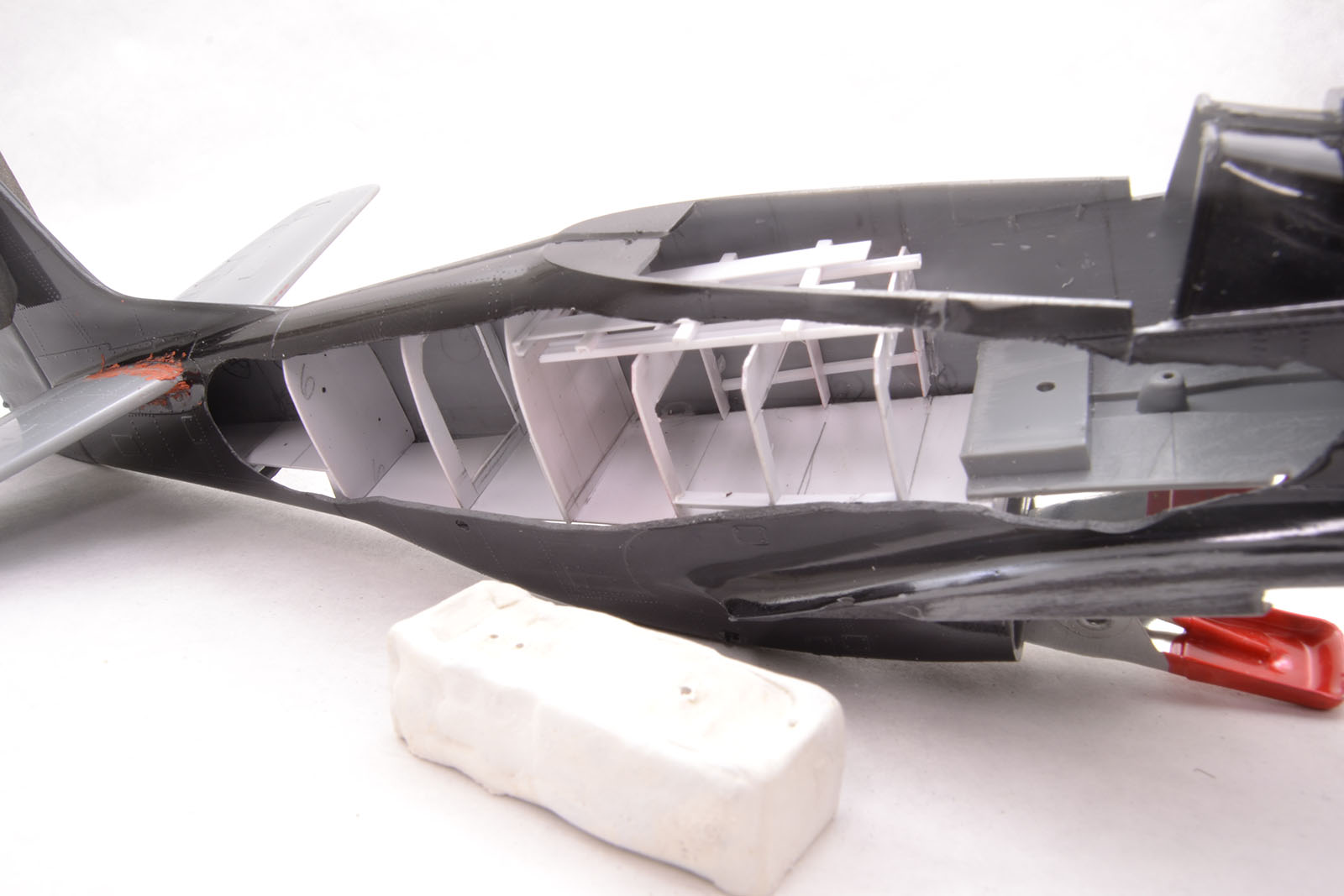 Hasegawa 08055 1/32 P-51D Mustang Build Review Image