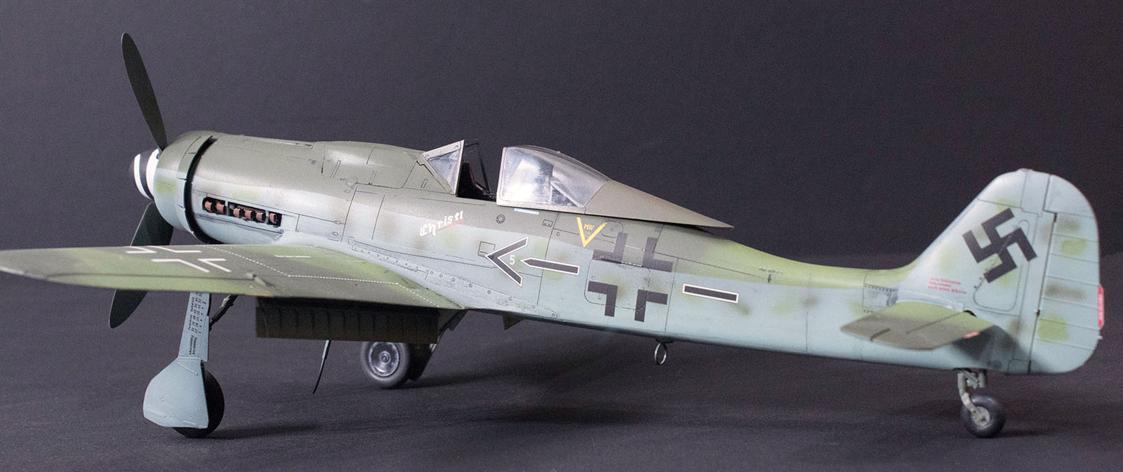 Hasegawa 08251 1/32 Fw 190D-9 'Barkhorn' Build Review Image