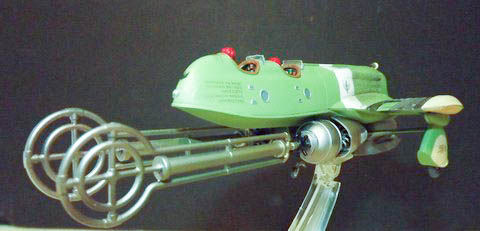 Last Exile - Tatiana's Vanship and Fam's Vespa