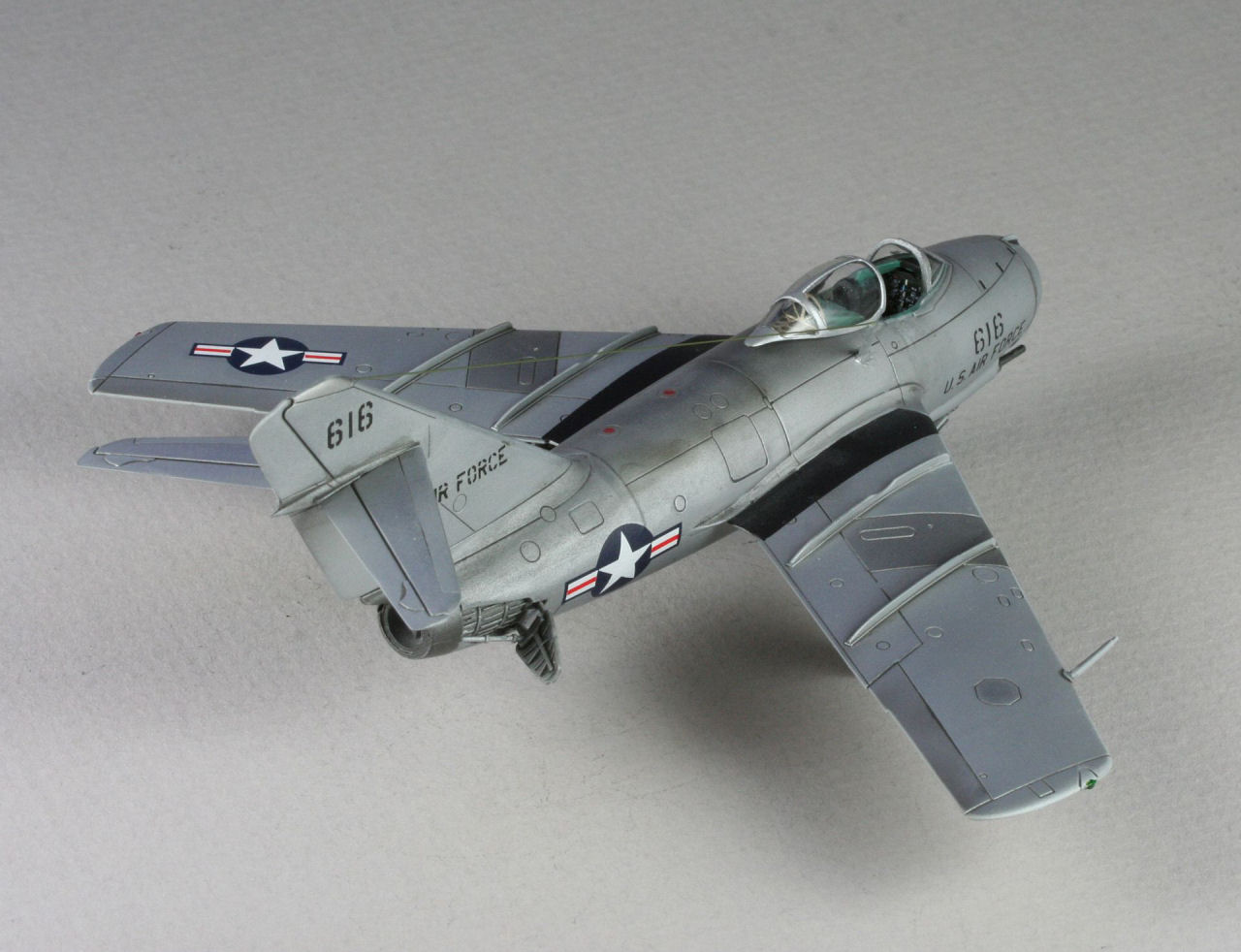 Hobby Boss 80263 1/72 MiG-15bis Build Image 05