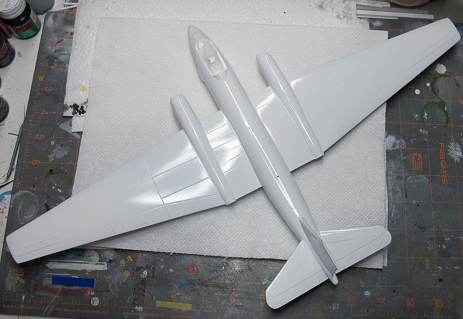 Italeri 0144 1/72 Martin RB-57D Conversion Build Image 06