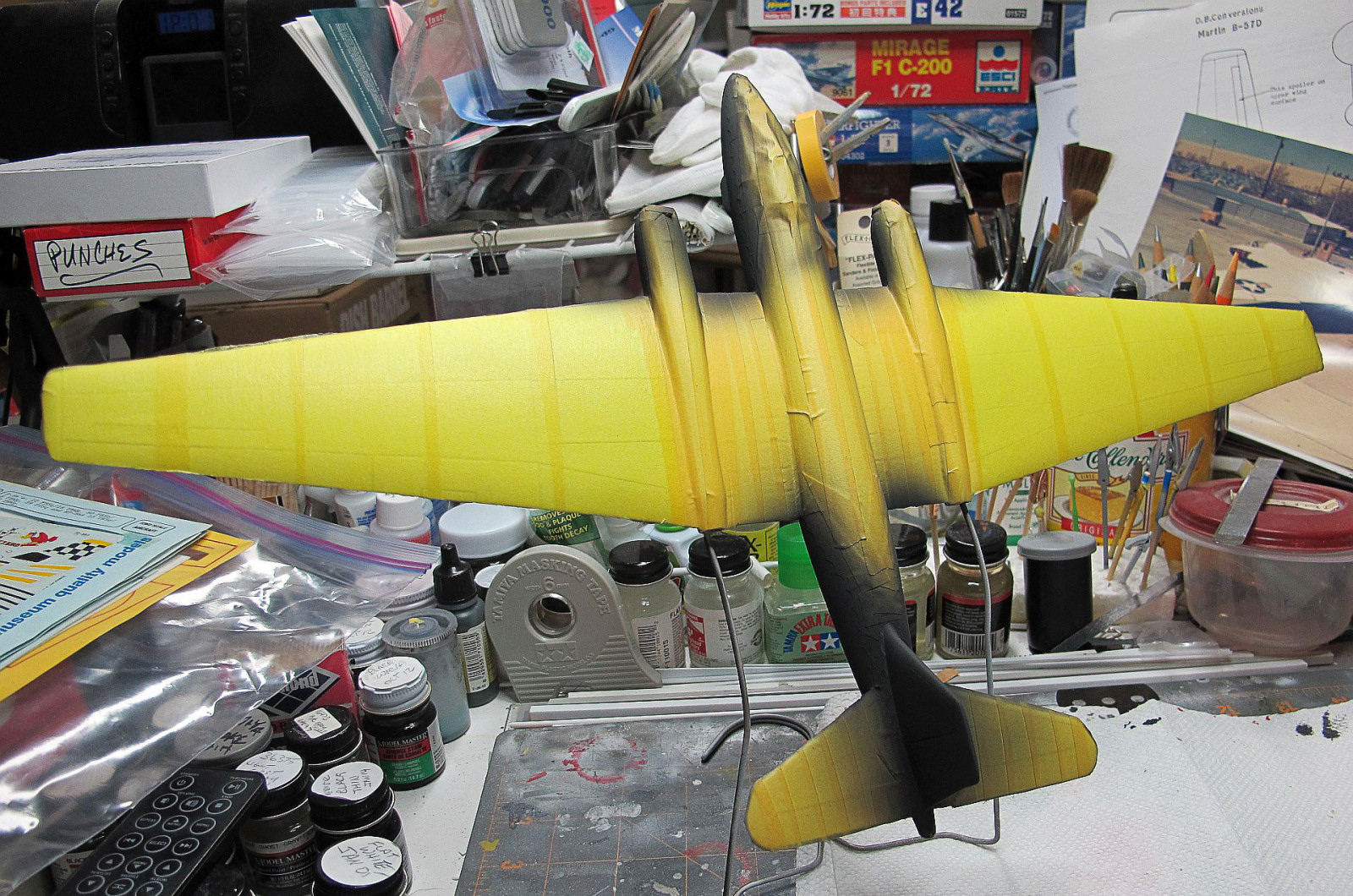 Italeri 0144 1/72 Martin RB-57D Conversion Build Image 07