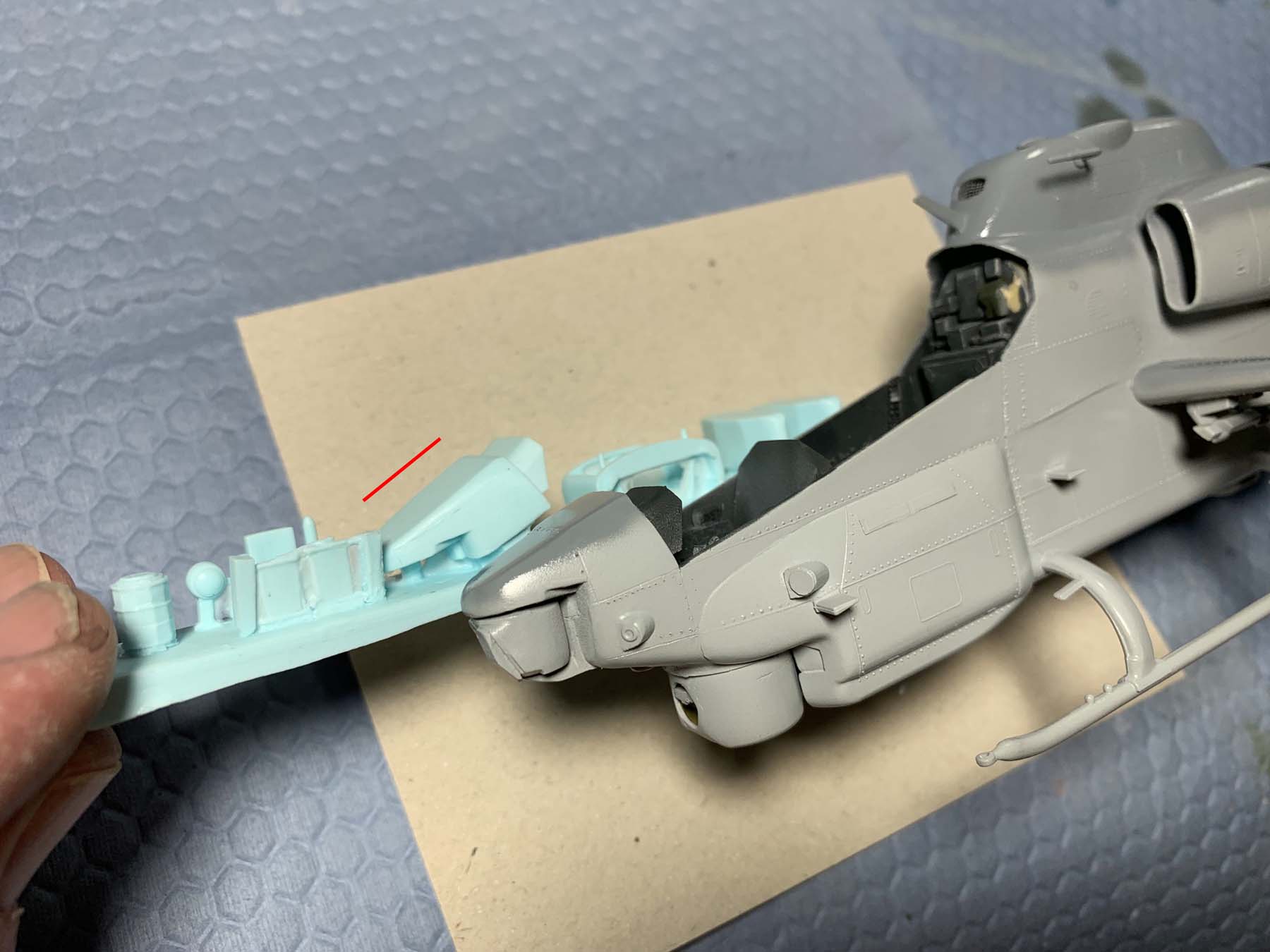 Italeri 0833 1/48 AH-1W SuperCobra Build Image 18