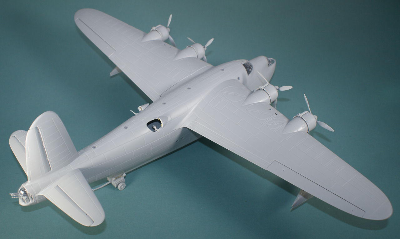 Italeri 1302 1/72 Sunderland Mk.I Quick Build Image