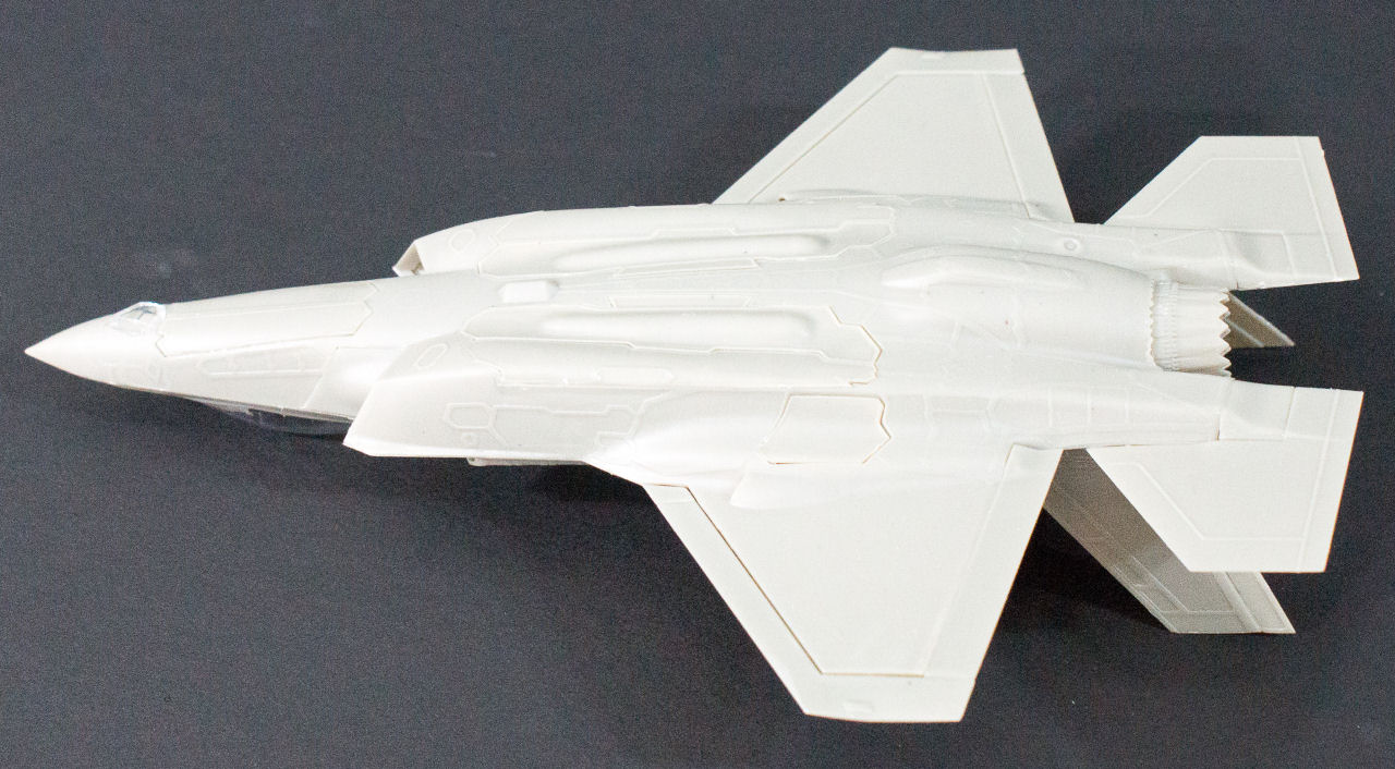 Italeri 1331 1/72 F-35A Lightning II Quick Build Image 08