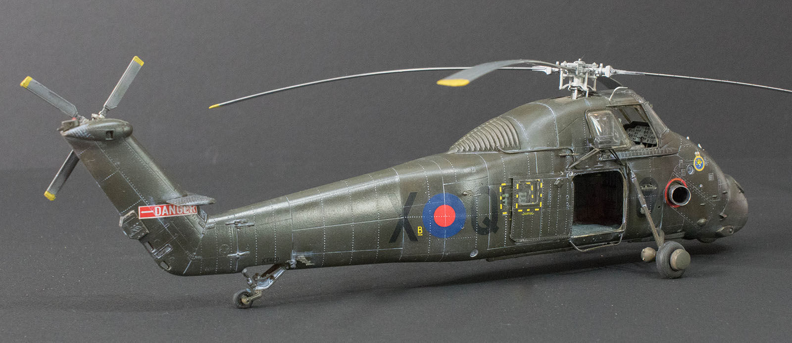 Italeri 2720 1/48 Wessex HU.5 Weathering Image