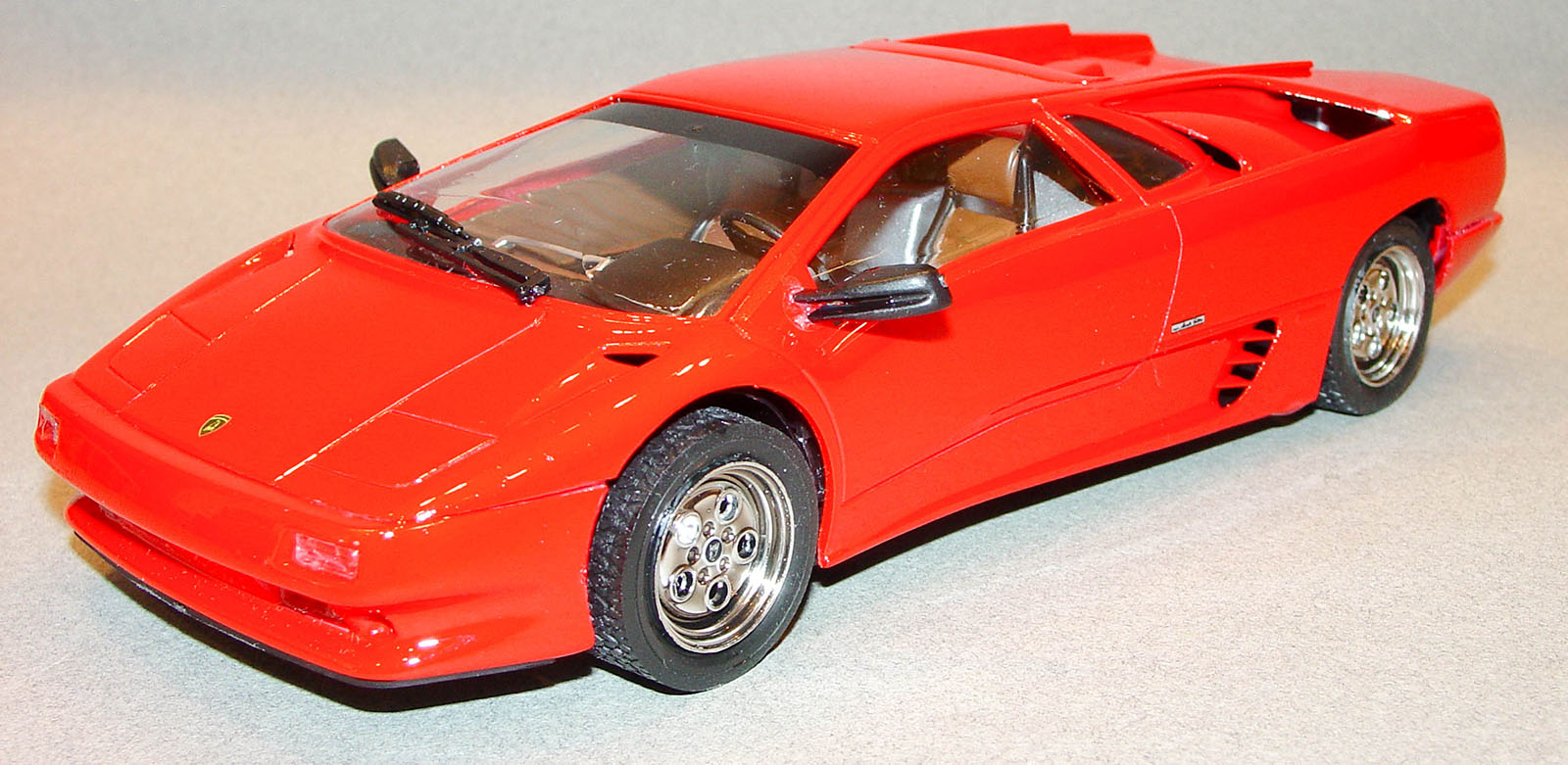 Italeri 3685 1/24 Lamborghini Diablo Build Image