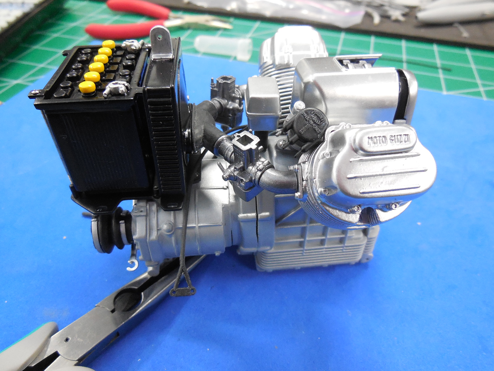 Italeri 1/6 Moto Guzzi V850 California Build Image