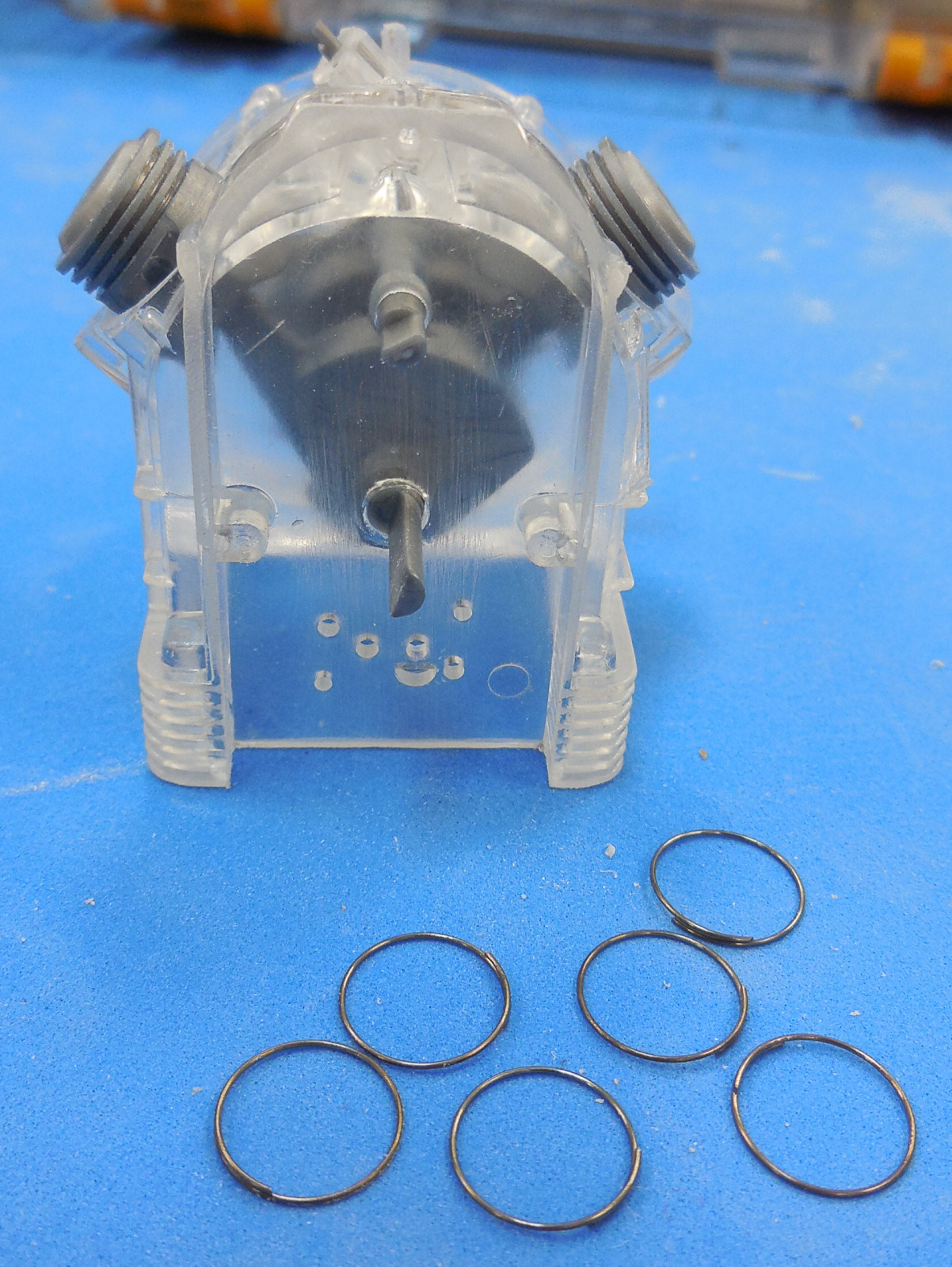 Italeri 1/6 Moto Guzzi V850 California Build Image