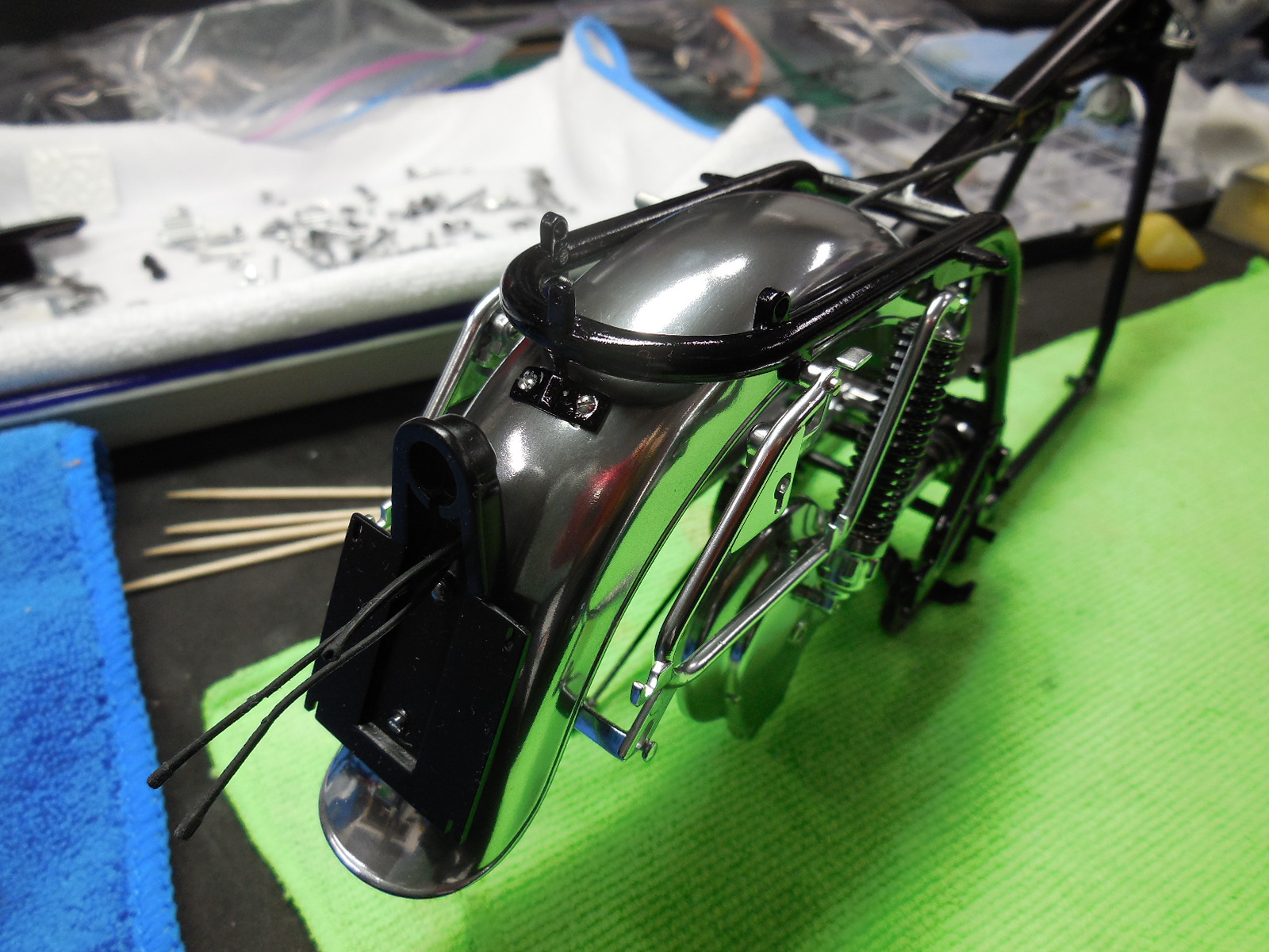 Italeri 4513 1/6 Moto Guzzi V850 California Build Image 133