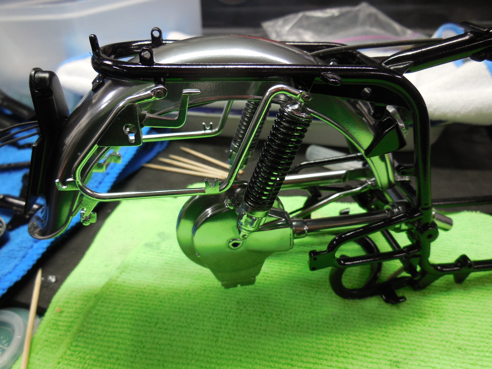 Italeri 4513 1/6 Moto Guzzi V850 California Build Image 134