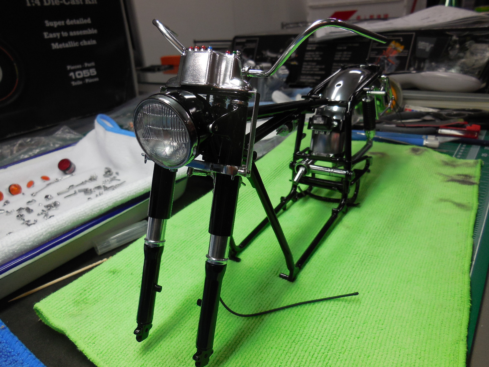 Italeri 4513 1/6 Moto Guzzi V850 California Build Image 161