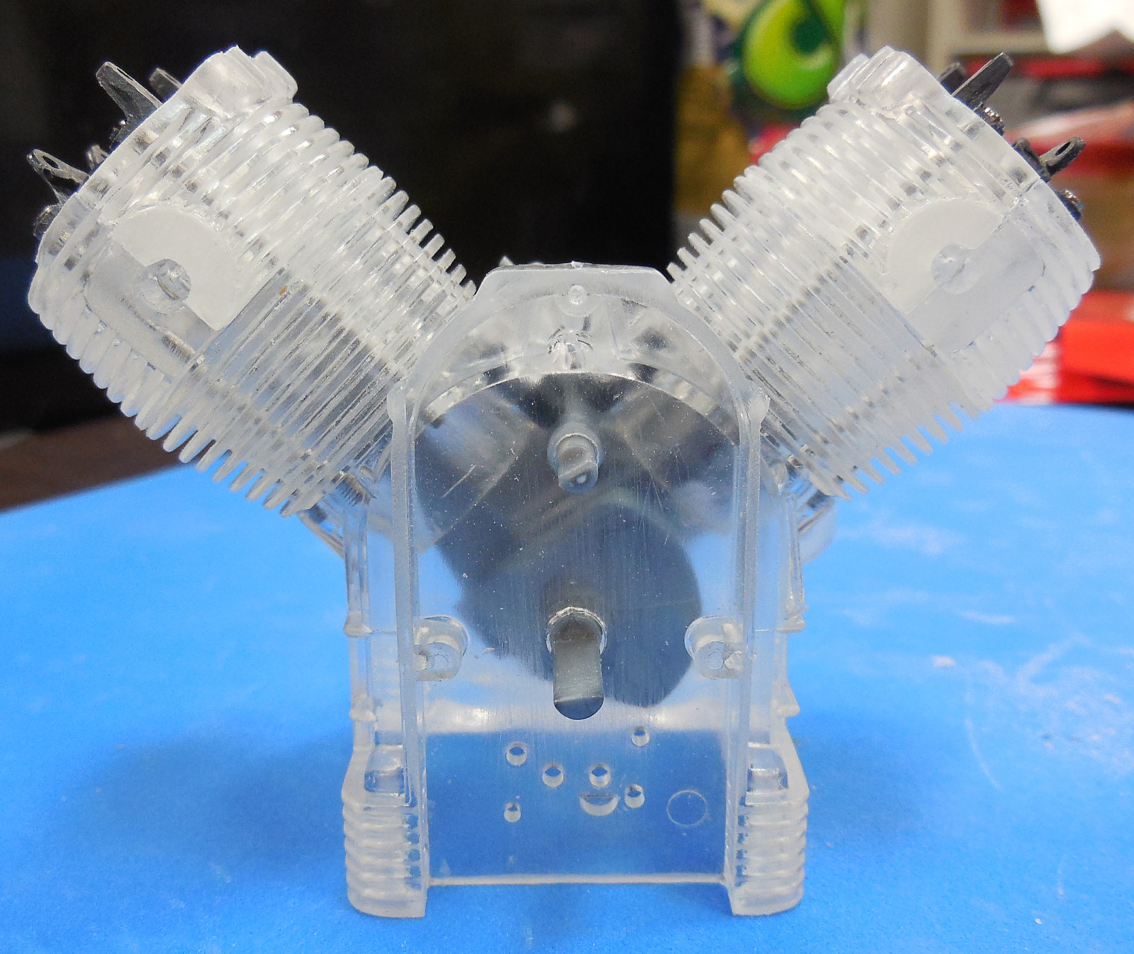 Italeri 1/6 Moto Guzzi V850 California Build Image