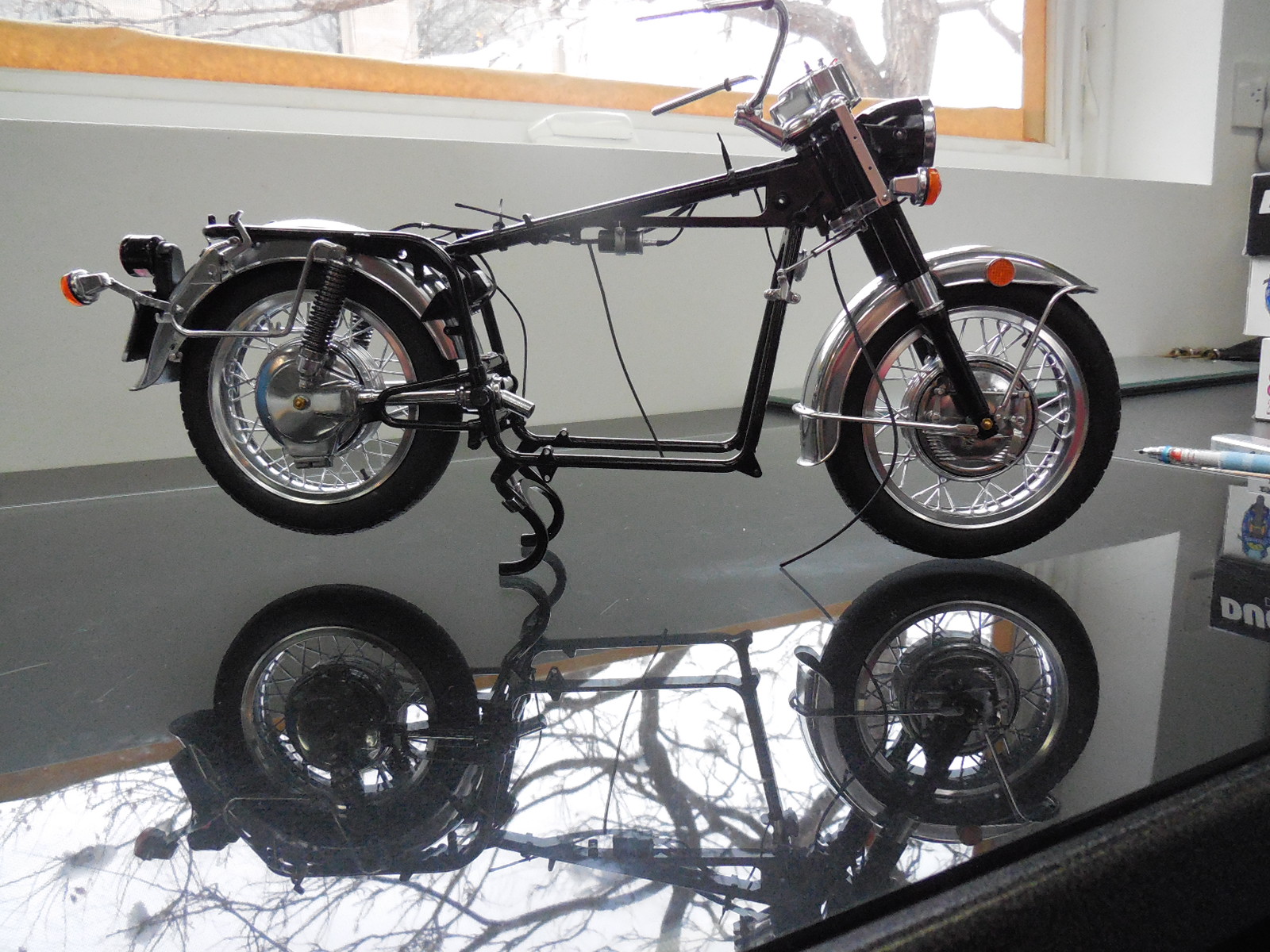 Italeri 1/6 Moto Guzzi V850 California Build Image