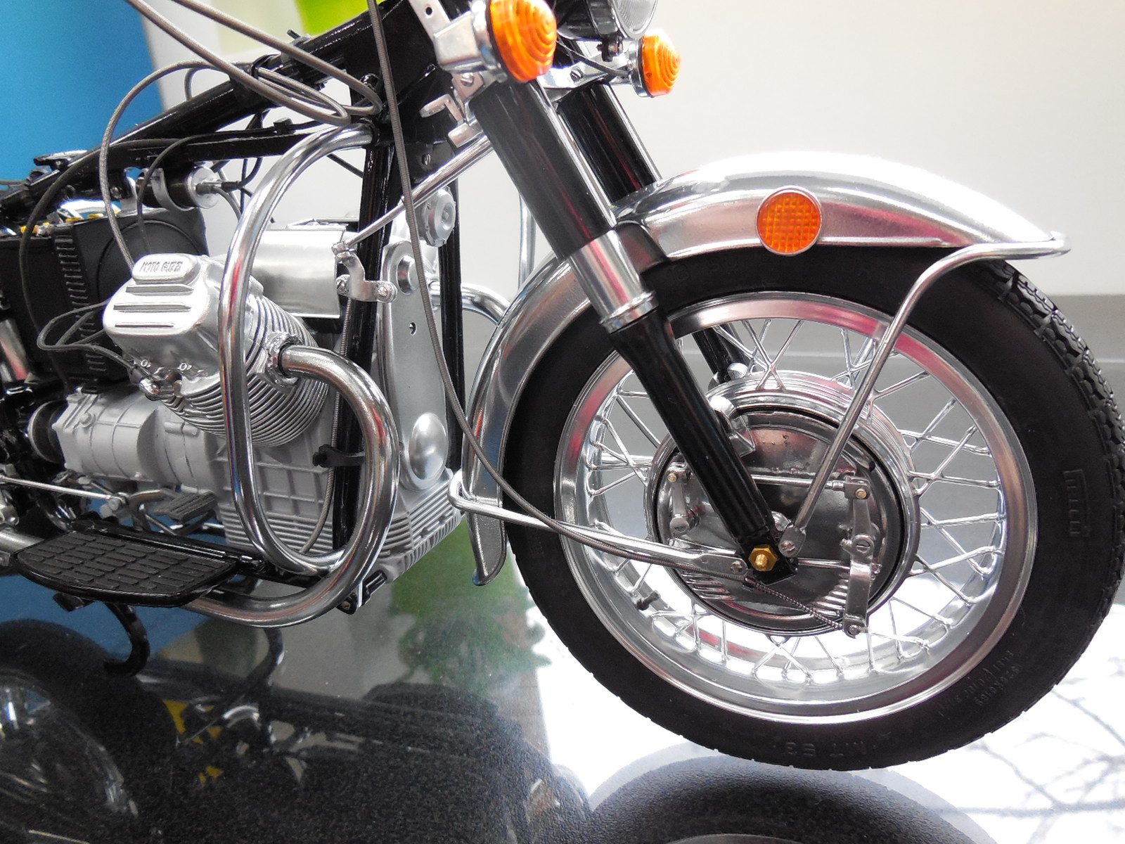 Italeri 1/6 Moto Guzzi V850 California Build Image