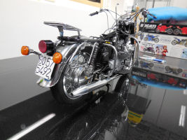 Moto Guzzi V850 California
