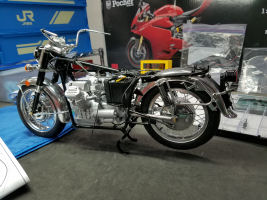 Moto Guzzi V850 California