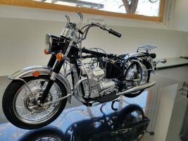 Moto Guzzi V850 California