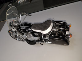 Moto Guzzi V850 California