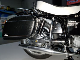 Moto Guzzi V850 California