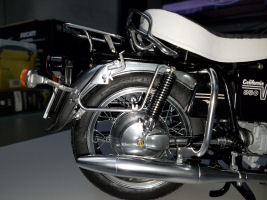 Moto Guzzi V850 California