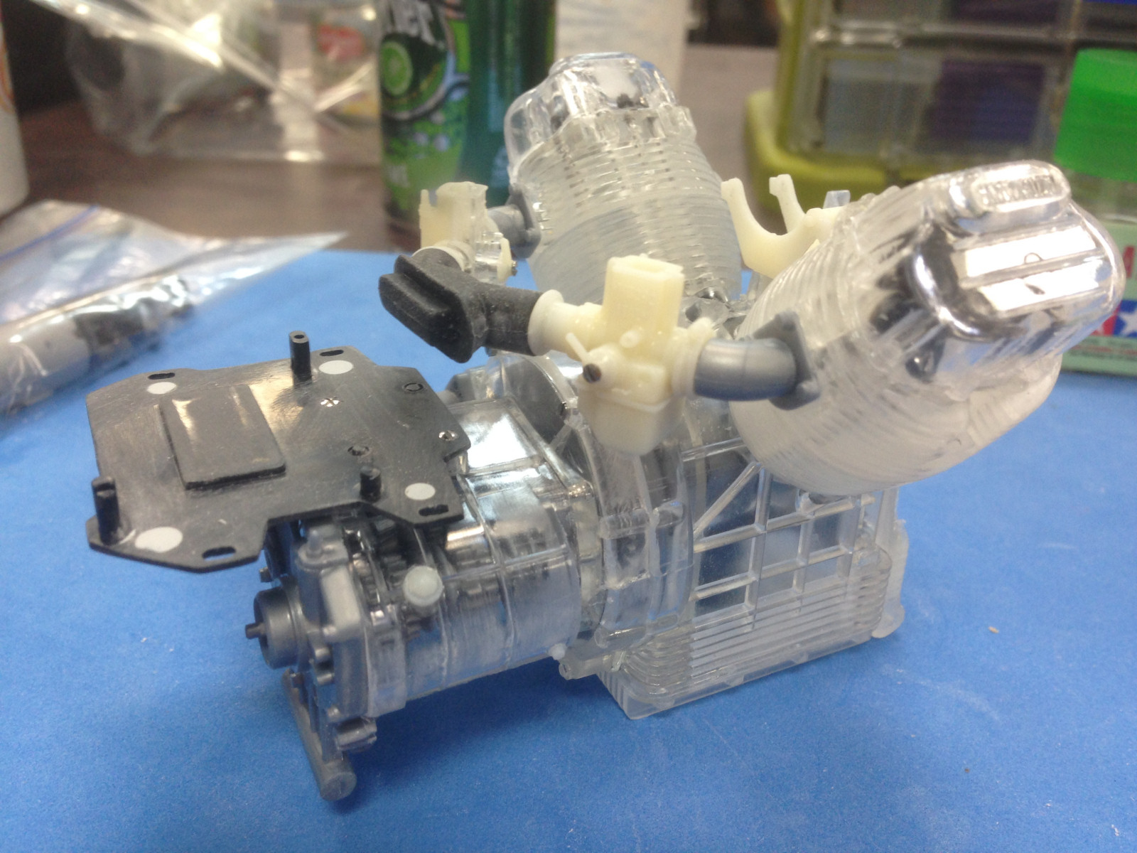 Italeri 4513 1/6 Moto Guzzi V850 California Build Image 36