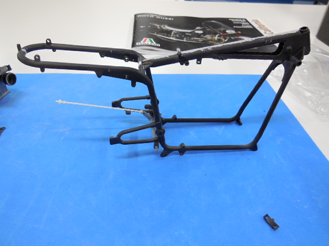 Italeri 4513 1/6 Moto Guzzi V850 California Build Image 45