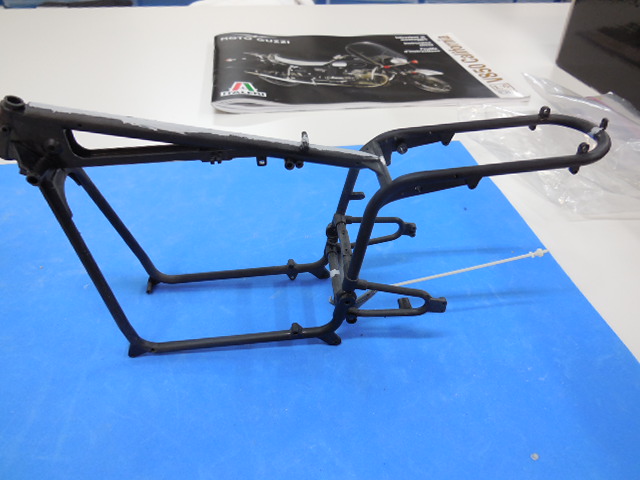 Italeri 4513 1/6 Moto Guzzi V850 California Build Image 48