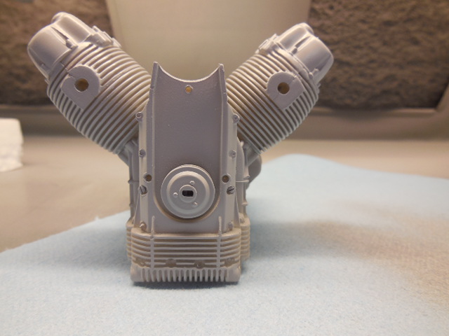 Italeri 1/6 Moto Guzzi V850 California Build Image