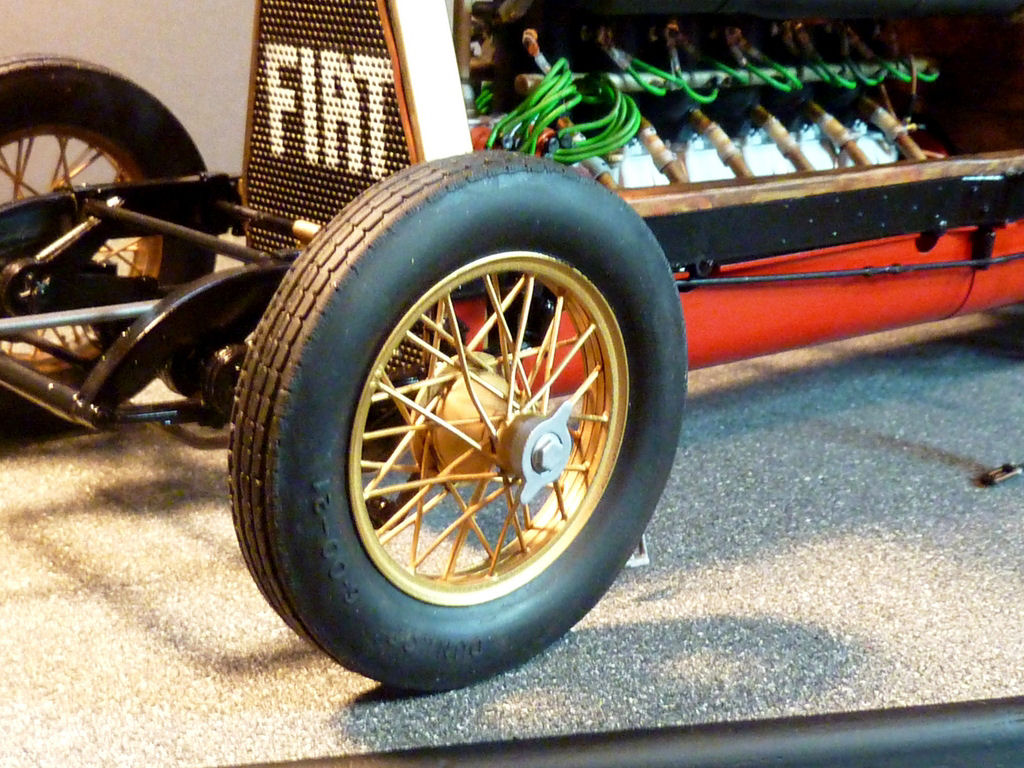 Italeri 4701 1/12 Fiat Mefistofele Build Image