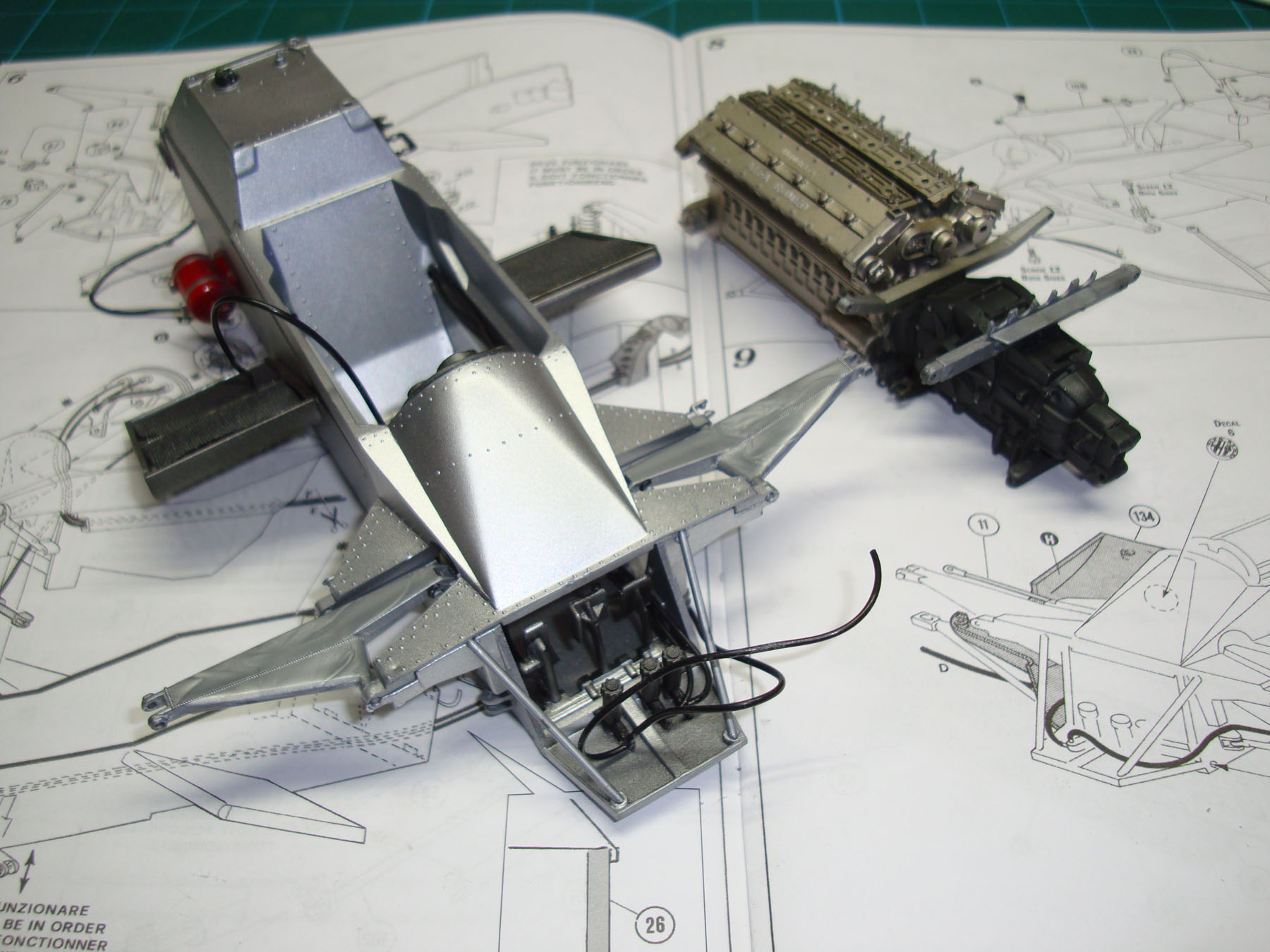 Italeri 4704 1/12 Alfa Romeo 179/179C Build Image 09