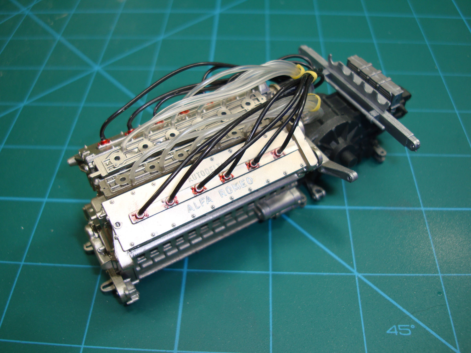 Italeri 4704 1/12 Alfa Romeo 179/179C Build Image 18